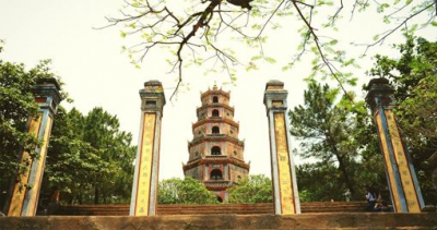 Thien Mu Pagoda - The Oldest Pagoda in Hue